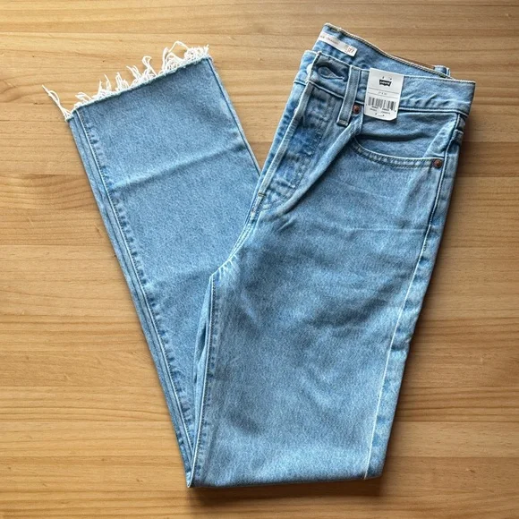 Levi's 501 Premium Wedgie Straight Jeans - Picture 1 of 5